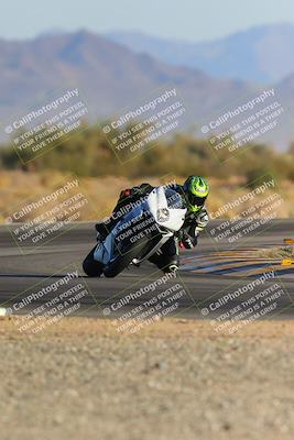 media/Dec-09-2023-SoCal Trackdays (Sat) [[76a8ac2686]]/Turn 15 Set 1 (230pm)/